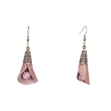 Naložite sliko v pregledovalnik galerije, "Pudrasto" roza zvonček